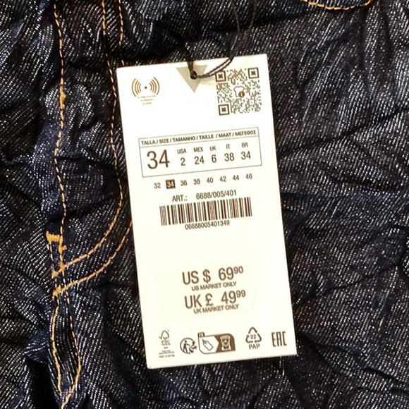 Zara Mid-Waist Wrinkle Effect Jeans - Picture 3 of 12